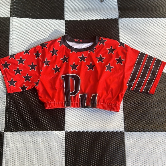 RARE, UPCYCLED, CROPPED SPORTS JERSEY - Picture 4 of 8